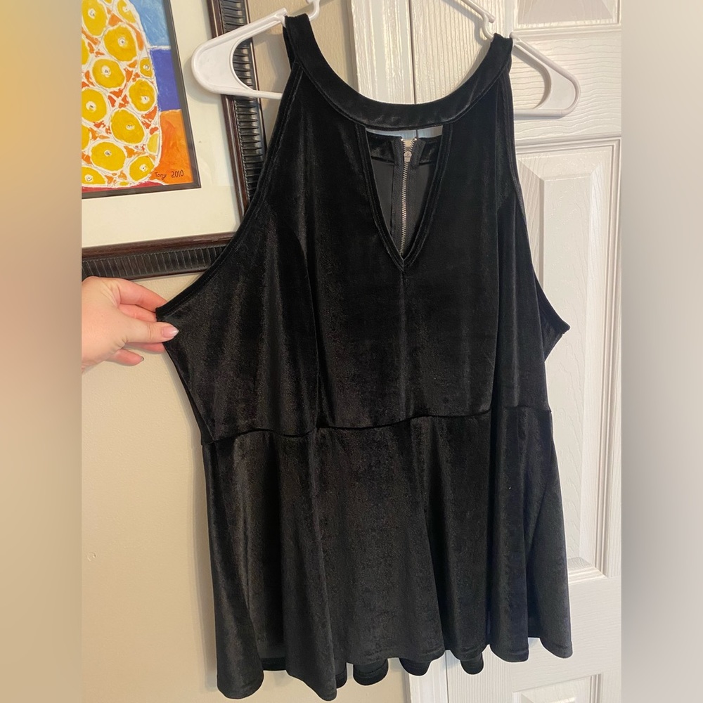 Elegant Black Sleeveless Top